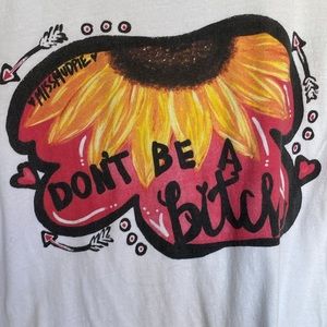 White graphic t shirt